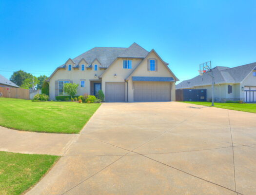 516 E 130th Place S, Jenks, OK 74037